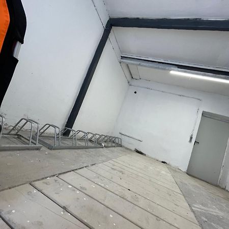 Luxurioeses Apartment,Neubau, 4 Personen, Parkplatz, Griechischer Stil Бохум Екстериор снимка