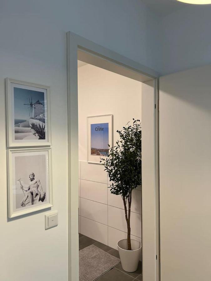 Luxurioeses Apartment,Neubau, 4 Personen, Parkplatz, Griechischer Stil Бохум Екстериор снимка