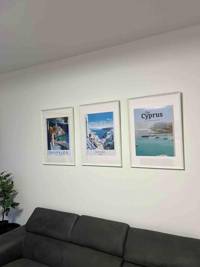 Luxurioeses Apartment,Neubau, 4 Personen, Parkplatz, Griechischer Stil Бохум Екстериор снимка