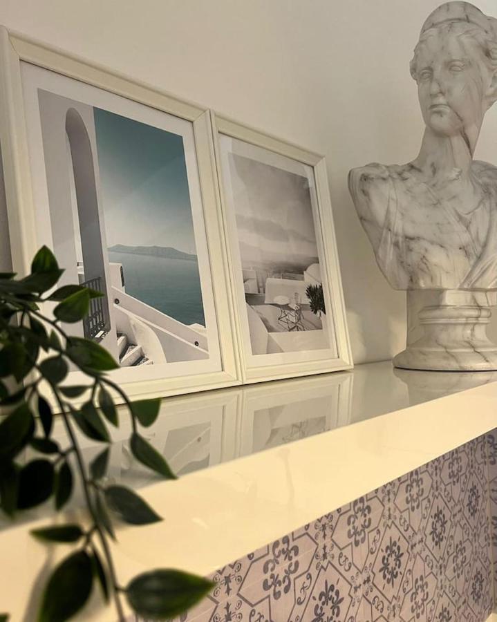 Luxurioeses Apartment,Neubau, 4 Personen, Parkplatz, Griechischer Stil Бохум Екстериор снимка