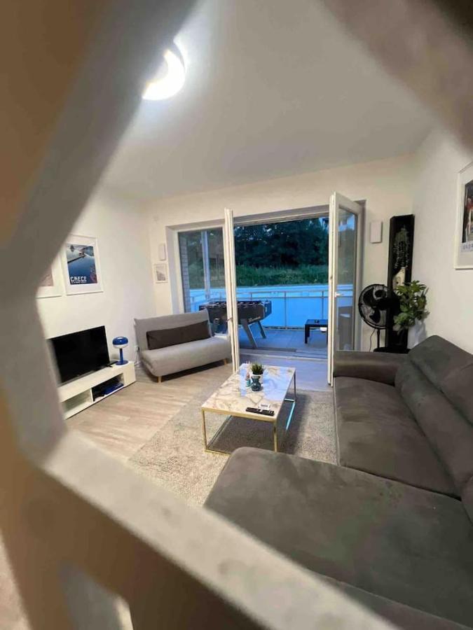 Luxurioeses Apartment,Neubau, 4 Personen, Parkplatz, Griechischer Stil Бохум Екстериор снимка