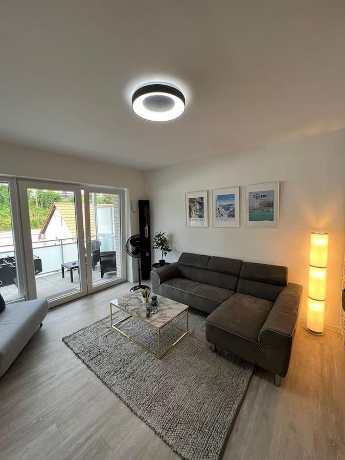 Luxurioeses Apartment,Neubau, 4 Personen, Parkplatz, Griechischer Stil Бохум Екстериор снимка